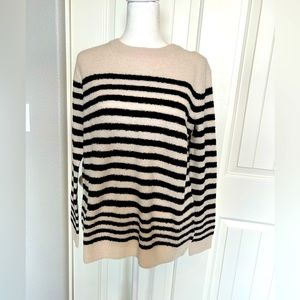 NWT Vince wool and polyester crew neck black and white stripe sweater